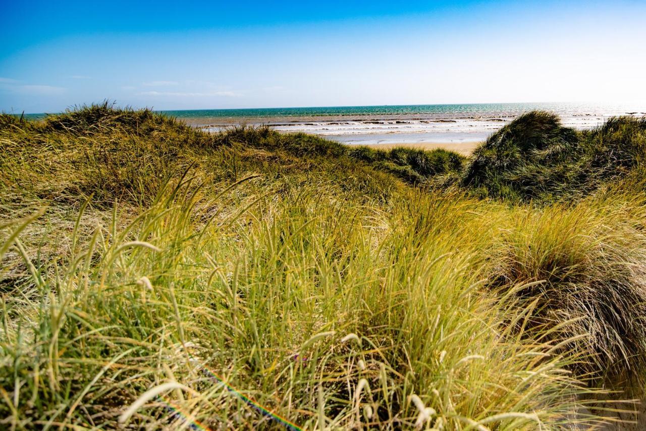 Beach Road Holiday Park Otatara Exterior photo